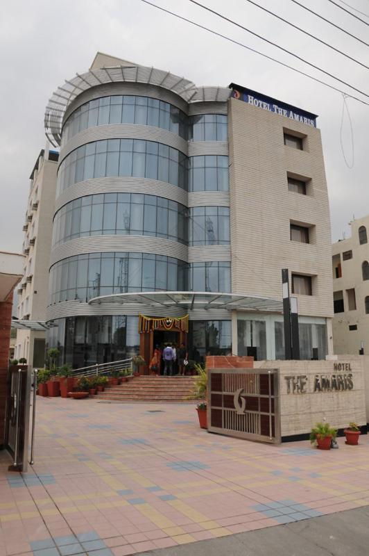 Hotel The Amaris Rishikesh Bagian luar foto