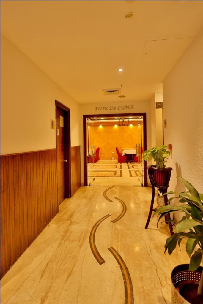 Hotel The Amaris Rishikesh Bagian luar foto
