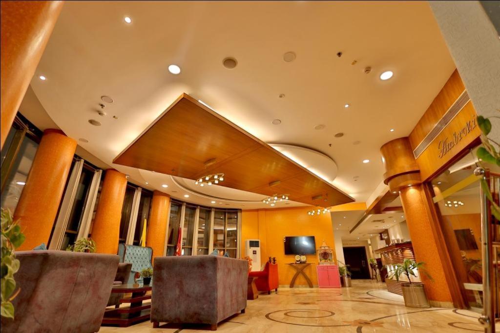 Hotel The Amaris Rishikesh Bagian luar foto
