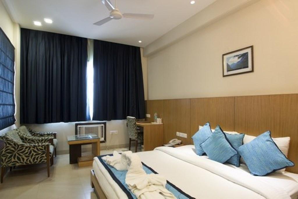 Hotel The Amaris Rishikesh Bagian luar foto